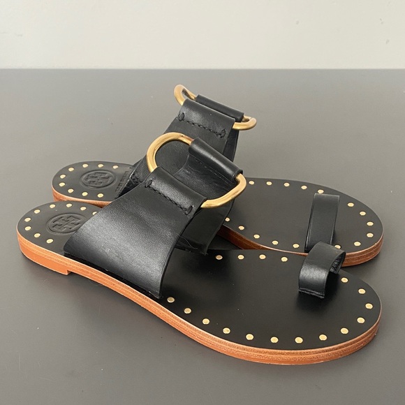 Tory Burch Black Leather Toe-Ring Slide Sandals Gold Hardware Sz 5.5 Chic NWOB - Picture 2 of 12